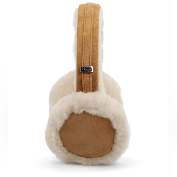 BNIB NWT UGG Women's Water Resistant Sheepskin Earmuffs with Embroidered Logo - Picture 6 of 16